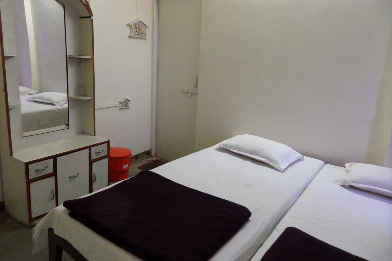 Parvat Lodge Ahmednagar Eksteriør bilde